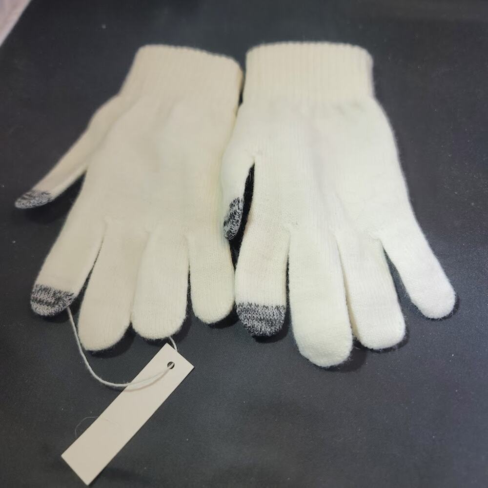 Madewell tech knit white black mittens gloves
